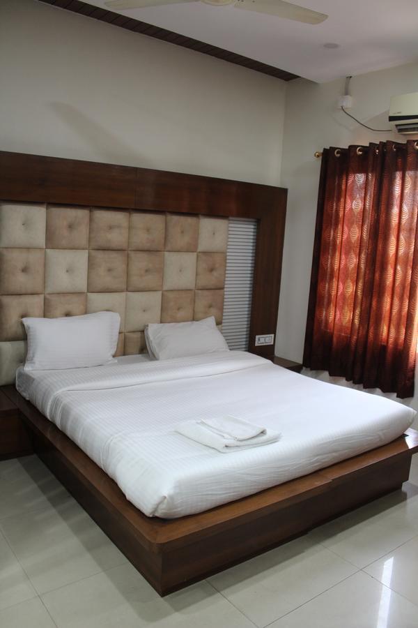 Hotel Ganga View Haridwār Екстериор снимка