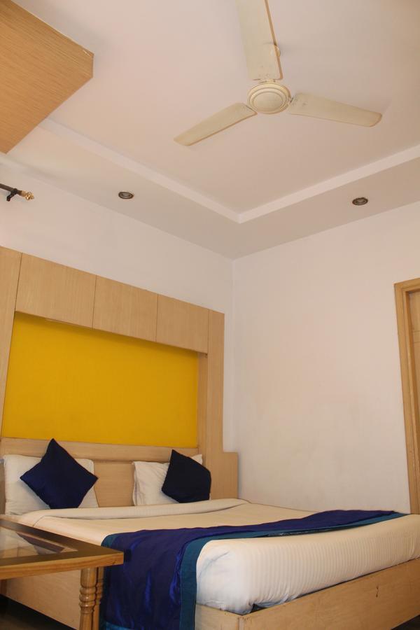 Hotel Ganga View Haridwār Екстериор снимка